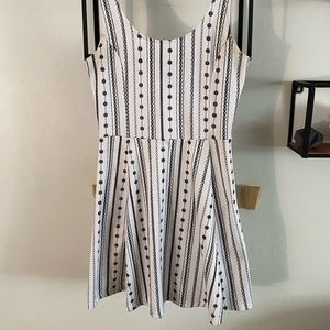 Divided by H&M white, patterned dress